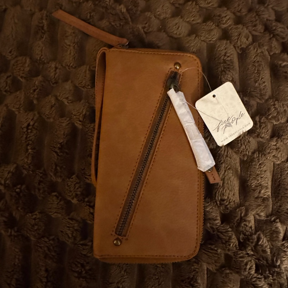 Free People Wallet Brown Distressed Vegan Wristlet Strap Zip Closer Clutch